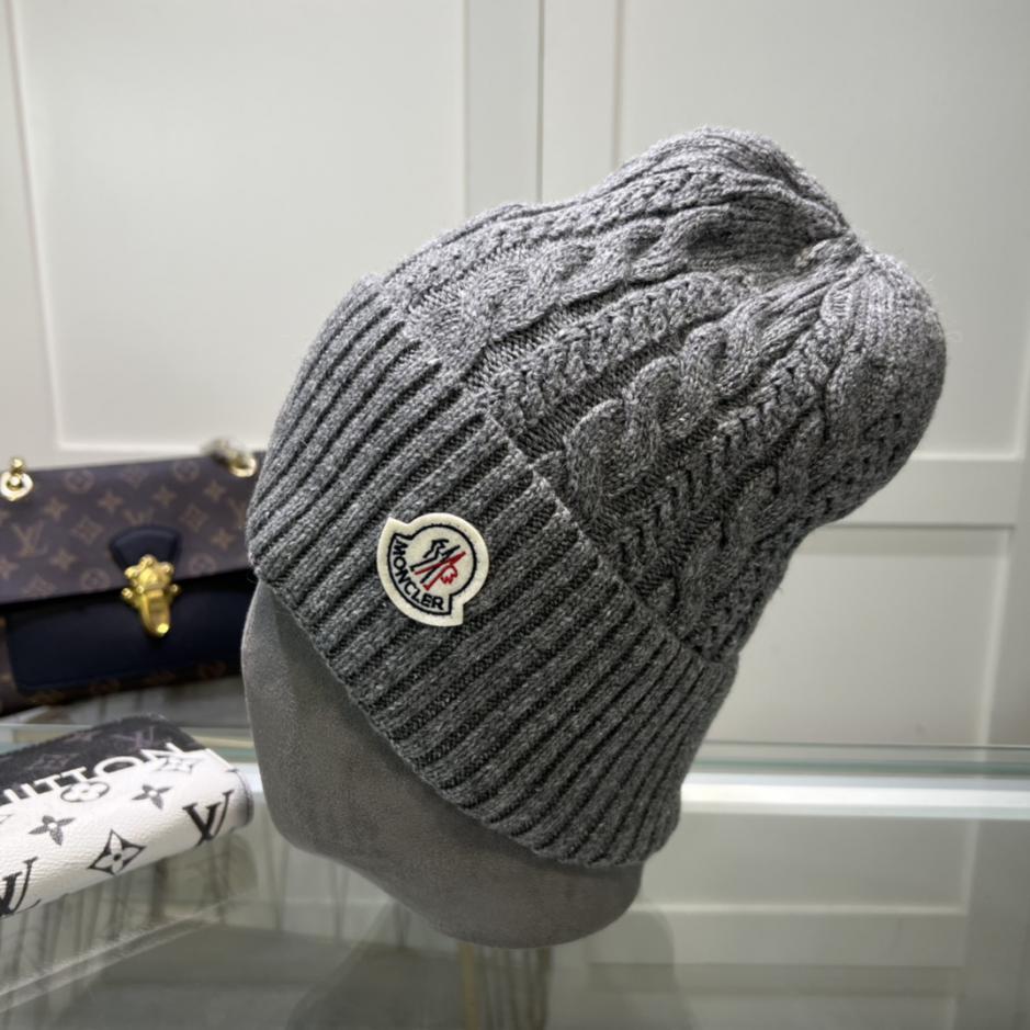 replica,repliche,fake,1:1,earrings,bracelet,ring,jewelry MONCLER berretto in maglia stile classico per uomo e donna replica,repliche,fake,1:1,earrings,bracelet,ring,jewelry MONCLER berretto in maglia stile classico per uomo e donna