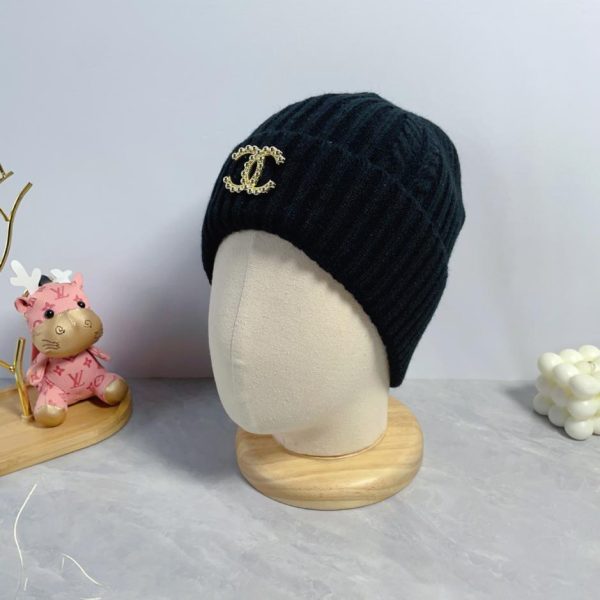replica,repliche,fake,1:1,earrings,bracelet,ring,jewelry Cappello Chanel in lana autunnale e invernale