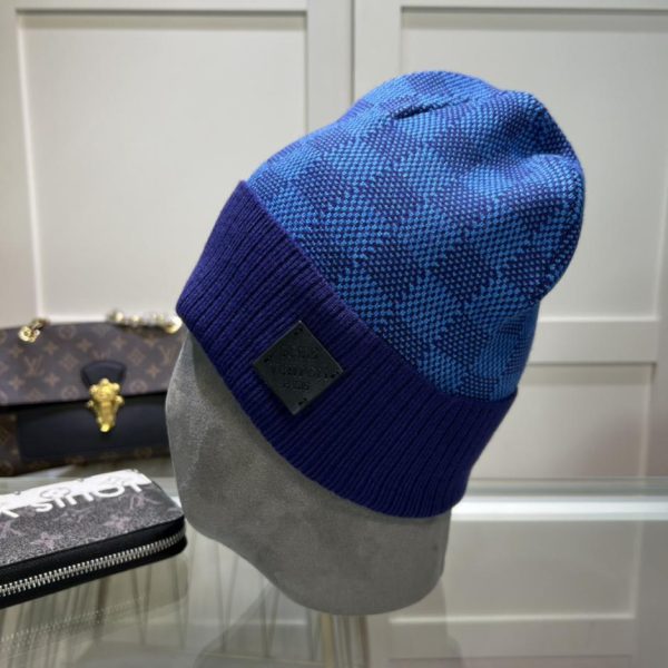 replica,repliche,fake,1:1,earrings,bracelet,ring,jewelry Cappello lavorato a maglia Louis Vuitton in materiale cashmere per uomo e donna