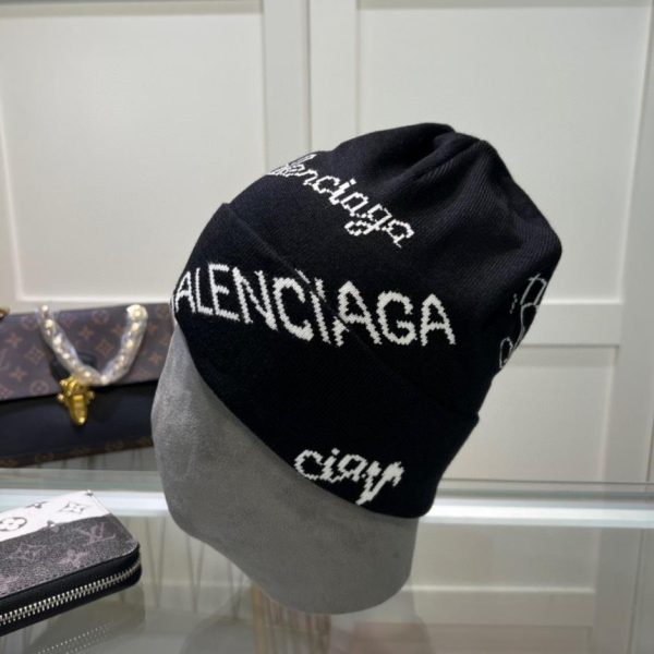 replica,repliche,fake,1:1,earrings,bracelet,ring,jewelry Cappello lavorato a maglia unisex di Balenciaga