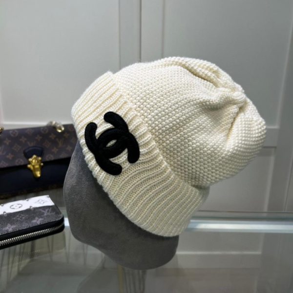 replica,repliche,fake,1:1,earrings,bracelet,ring,jewelry Cappello Chanel in lana autunno e inverno reversibile