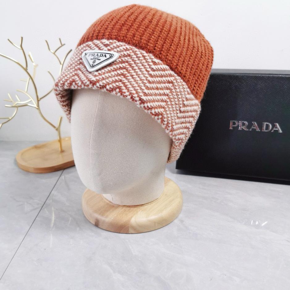 replica,repliche,fake,1:1,earrings,bracelet,ring,jewelry Cappello di protezione per le orecchie lavorato a maglia Prada di alta qualit脿 nella versione autunnale e invernale replica,repliche,fake,1:1,earrings,bracelet,ring,jewelry Cappello di protezione per le orecchie lavorato a maglia Prada di alta qualit脿 nella versione autunnale e invernale