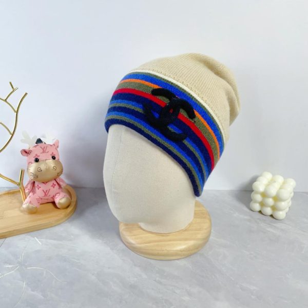replica,repliche,fake,1:1,earrings,bracelet,ring,jewelry Cappello Chanel in lana autunnale e invernale