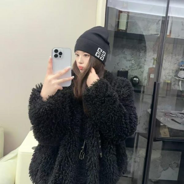 replica,repliche,fake,1:1,earrings,bracelet,ring,jewelry Cappello lavorato a maglia GIVENCHY materiale cashmere, stesso stile per uomo e donna
