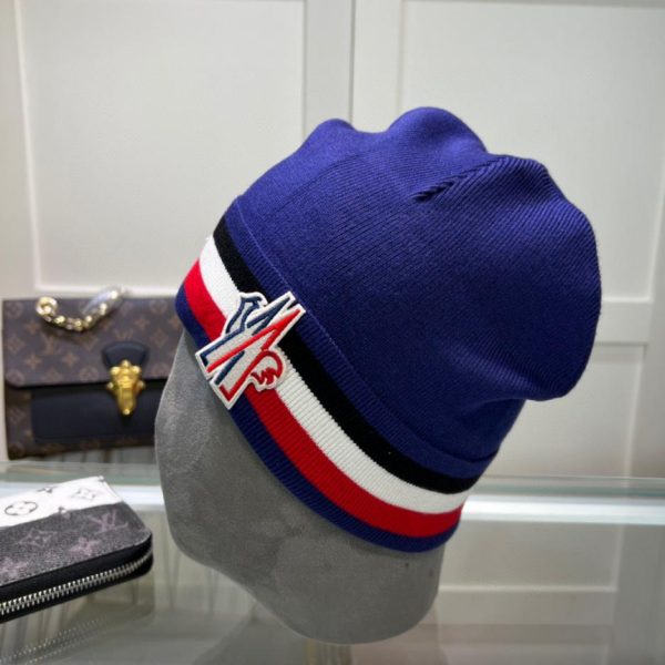 replica,repliche,fake,1:1,earrings,bracelet,ring,jewelry MONCLER berretto in maglia stile classico per uomo e donna