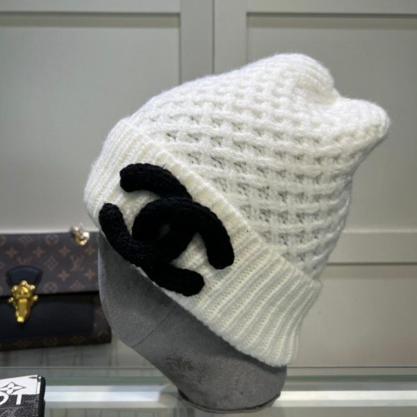 replica,repliche,fake,1:1,earrings,bracelet,ring,jewelry Cappello Chanel in lana autunnale e invernale
