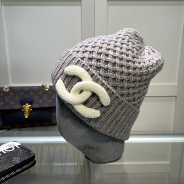 replica,repliche,fake,1:1,earrings,bracelet,ring,jewelry Cappello Chanel in lana autunnale e invernale