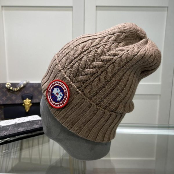 replica,repliche,fake,1:1,earrings,bracelet,ring,jewelry L’ultimo cappello lavorato a maglia in lana di CANADA GOOSE