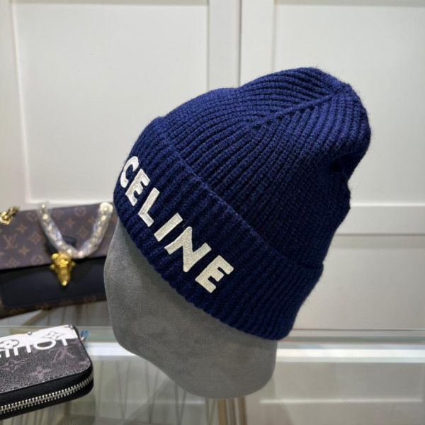 replica,repliche,fake,1:1,earrings,bracelet,ring,jewelry Cappello lavorato a maglia CELINE per uomo e donna