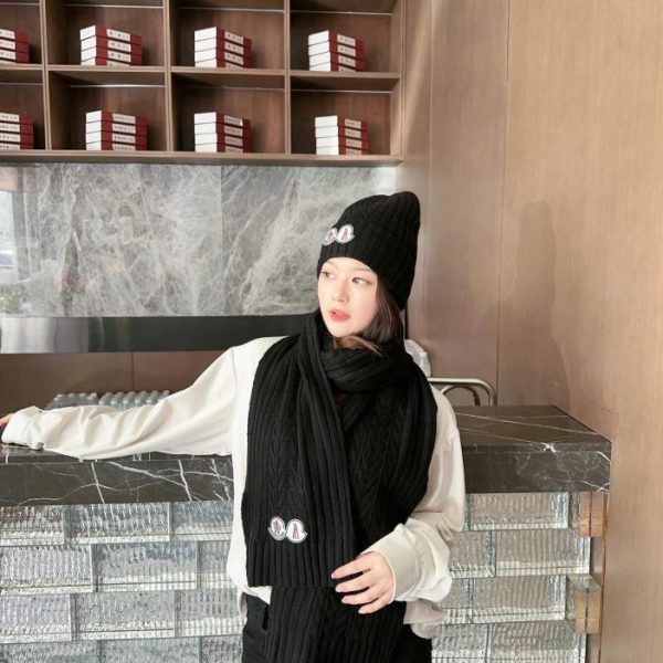 replica,repliche,fake,1:1,earrings,bracelet,ring,jewelry MONCLER Set classico cappello e sciarpa