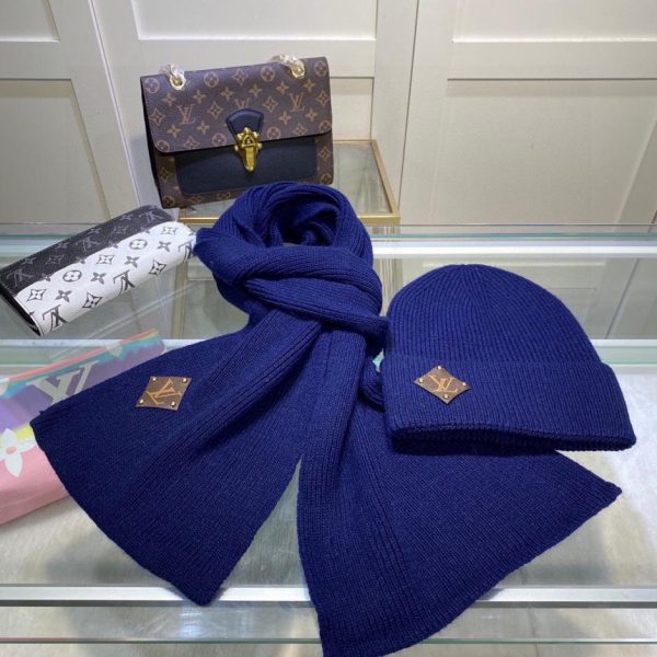 replica,repliche,fake,1:1,earrings,bracelet,ring,jewelry Abito classico con cappello e sciarpa Louis Vuitton