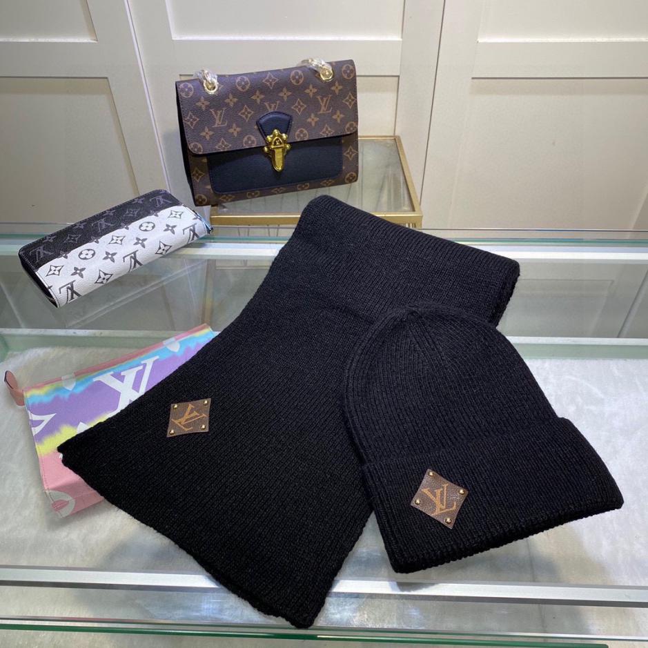 replica,repliche,fake,1:1,earrings,bracelet,ring,jewelry Set classico con cappello e sciarpa Louis Vuitton replica,repliche,fake,1:1,earrings,bracelet,ring,jewelry Set classico con cappello e sciarpa Louis Vuitton