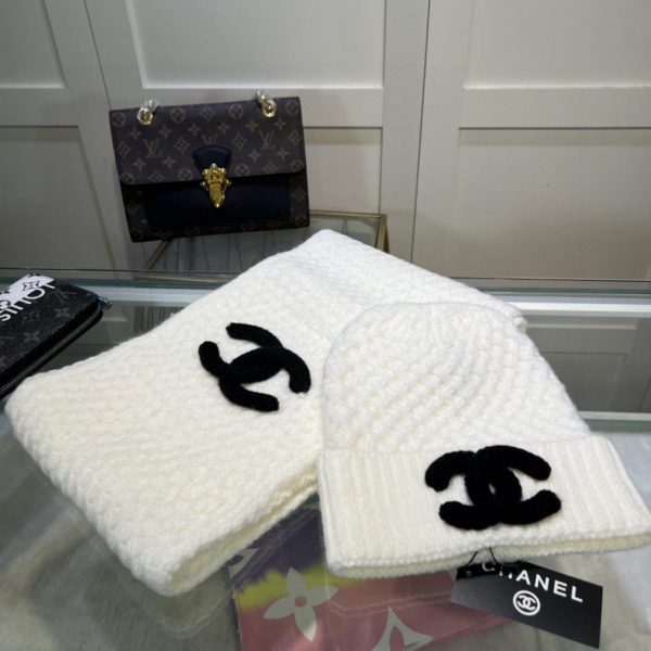 replica,repliche,fake,1:1,earrings,bracelet,ring,jewelry Nuovo set cappello e sciarpa Chanel