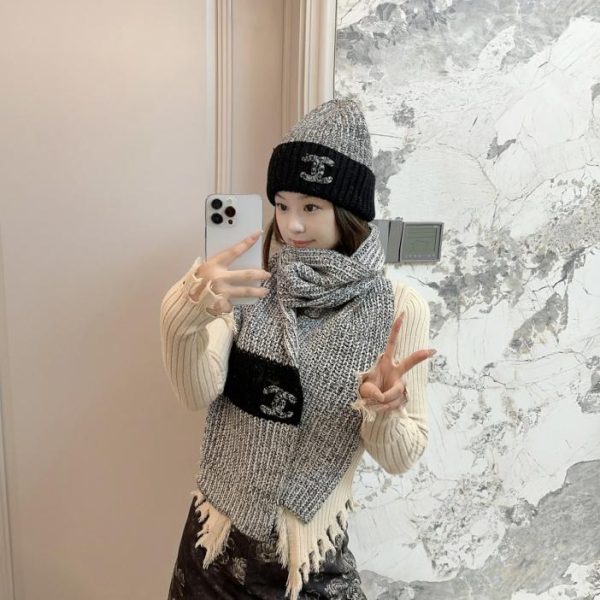 replica,repliche,fake,1:1,earrings,bracelet,ring,jewelry Cappelli e sciarpe Chanel Sito ufficiale Nuovo prodotto Set classico