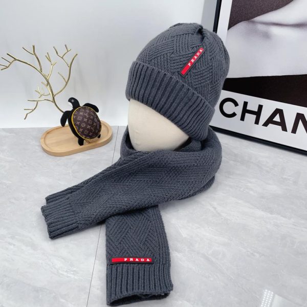 replica,repliche,fake,1:1,earrings,bracelet,ring,jewelry Sciarpa cappello da abito nuovo classico Prada