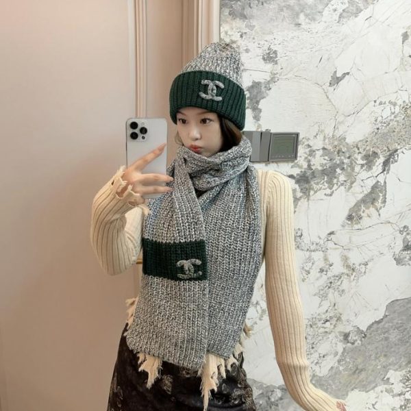 replica,repliche,fake,1:1,earrings,bracelet,ring,jewelry Cappelli e sciarpe Chanel Sito ufficiale Nuovo prodotto Set classico