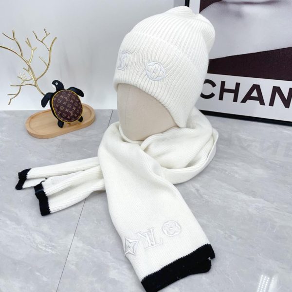 replica,repliche,fake,1:1,earrings,bracelet,ring,jewelry Cappelli e sciarpe della serie di abiti in lana e cashmere Louis Vuitton per uomo e donna