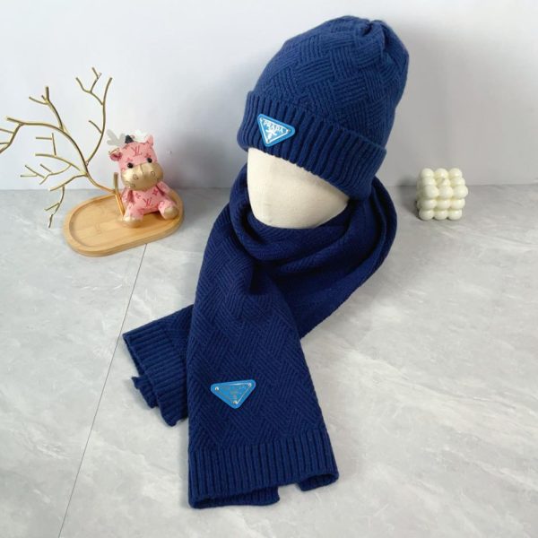 replica,repliche,fake,1:1,earrings,bracelet,ring,jewelry Cappello due pezzi Prada in lana