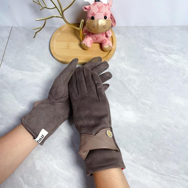 replica,repliche,fake,1:1,earrings,bracelet,ring,jewelry Guanti da donna in montone MiuMiu