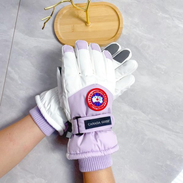 replica,repliche,fake,1:1,earrings,bracelet,ring,jewelry Guanti impermeabili da sci Canada Goose