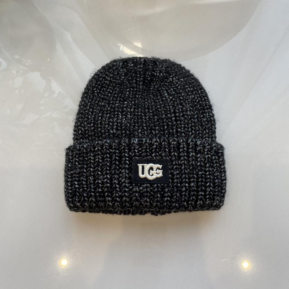 replica,repliche,fake,1:1,earrings,bracelet,ring,jewelry UGG autunno e inverno nuovi cappelli lavorati a maglia con circonferenza della testa con ago spesso per ragazzi e ragazze cappelli lavorati a maglia dello stesso stile replica,repliche,fake,1:1,earrings,bracelet,ring,jewelry UGG autunno e inverno nuovi cappelli lavorati a maglia con circonferenza della testa con ago spesso per ragazzi e ragazze cappelli lavorati a maglia dello stesso stile