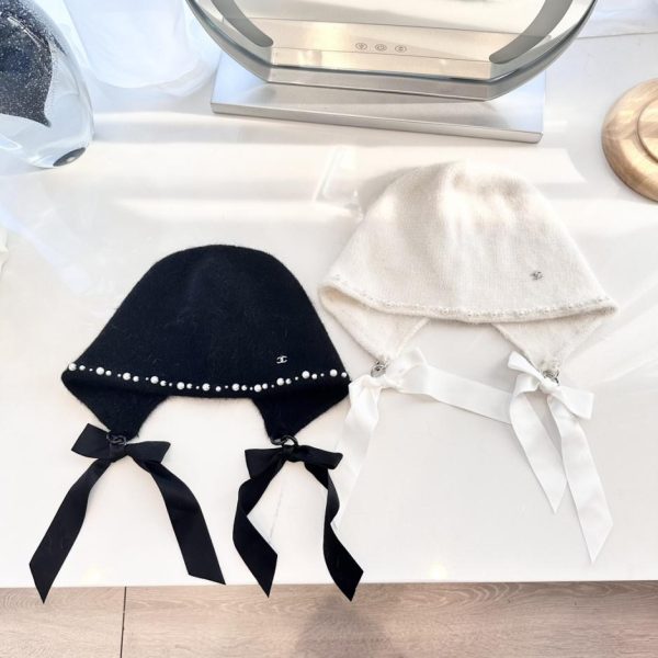 Cappello lavorato a maglia in pelliccia di coniglio CHANEL autunno e inverno nuovo cappello lavorato a maglia con fiocco in pelliccia di coniglio con perline