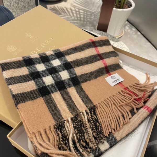 replica,repliche,fake,1:1,earrings,bracelet,ring,jewelry Sito ufficiale Burberry ultimi 100 migliori cashmere double-face