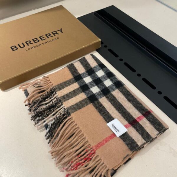 replica,repliche,fake,1:1,earrings,bracelet,ring,jewelry Sito ufficiale Burberry ultimi 100 migliori cashmere double-face