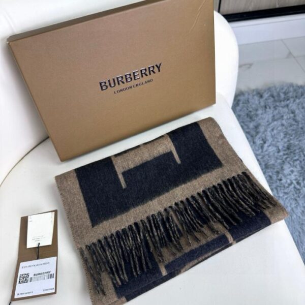 replica,repliche,fake,1:1,earrings,bracelet,ring,jewelry Sciarpa Burberry double face in cashmere