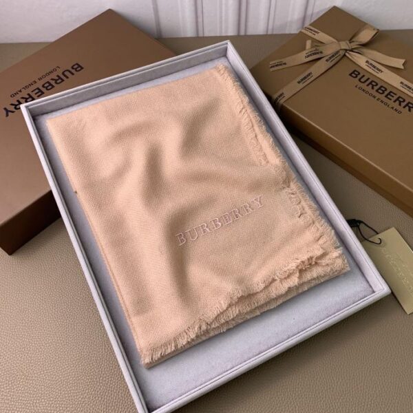 Tessuto cashmere Burberry 85 cashmere 15 seta di gelso
