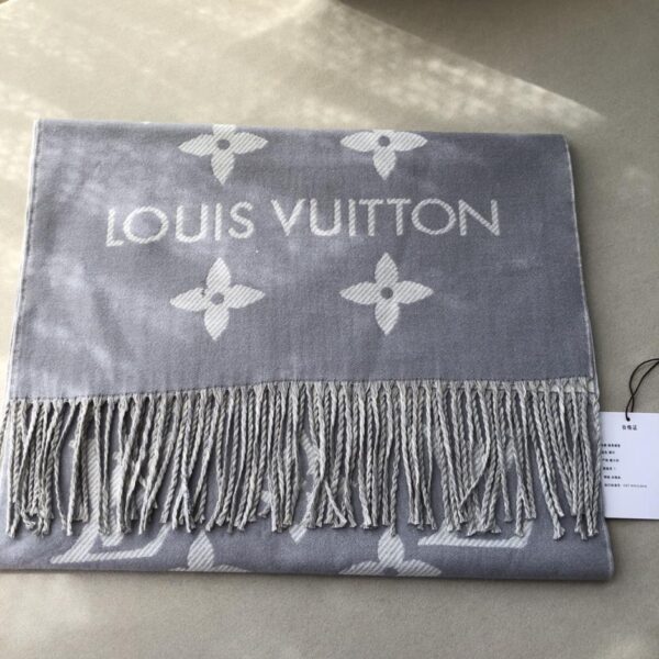 replica,repliche,fake,1:1,earrings,bracelet,ring,jewelry Sciarpa lunga Louis Vuitton 97 lana 3 cashmere