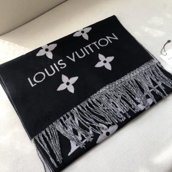 replica,repliche,fake,1:1,earrings,bracelet,ring,jewelry Sciarpa lunga Louis Vuitton 97 lana 3 cashmere