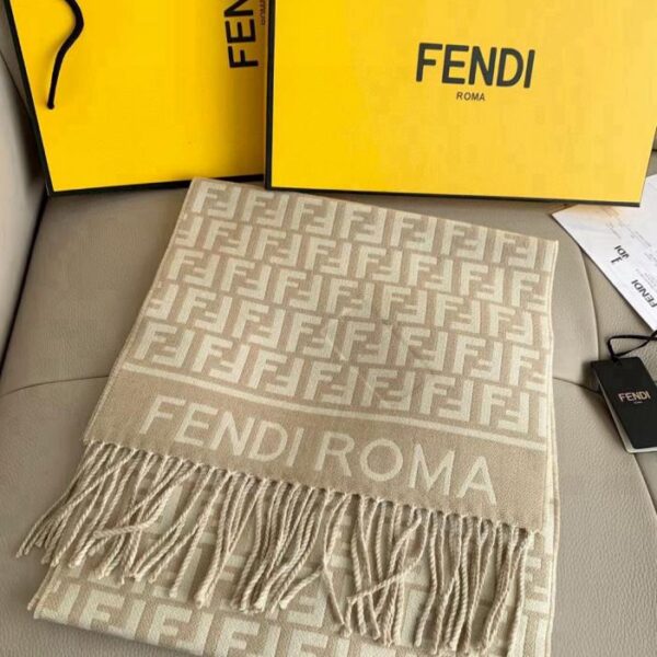 replica,repliche,fake,1:1,earrings,bracelet,ring,jewelry Sciarpa Fendi con lettera FF presbite
