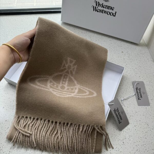 replica,repliche,fake,1:1,earrings,bracelet,ring,jewelry Sciarpa della madrina punk britannica Vivienne Westwood