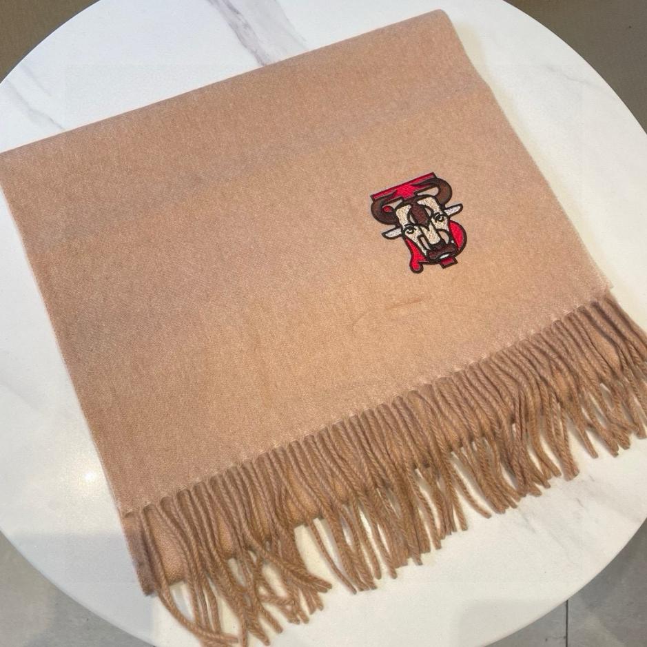 replica,repliche,fake,1:1,earrings,bracelet,ring,jewelry Sciarpa Burberry in tessuto doppio con colori diversi su entrambi i lati replica,repliche,fake,1:1,earrings,bracelet,ring,jewelry Sciarpa Burberry in tessuto doppio con colori diversi su entrambi i lati