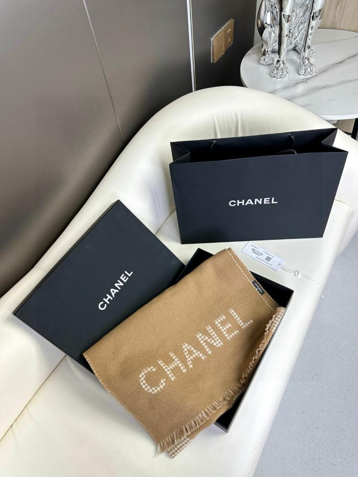 replica,repliche,fake,1:1,earrings,bracelet,ring,jewelry Nuova sciarpa CHANEL in cashmere replica,repliche,fake,1:1,earrings,bracelet,ring,jewelry Nuova sciarpa CHANEL in cashmere