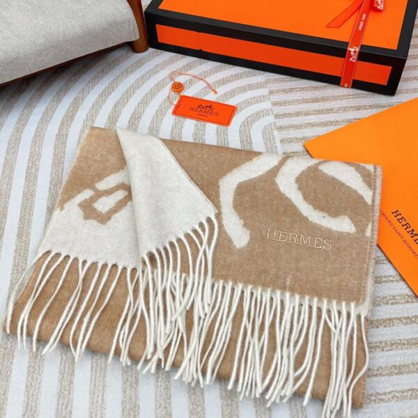 replica,repliche,fake,1:1,earrings,bracelet,ring,jewelry Hermes Sciarpa classica double face in lana Hermes 100
