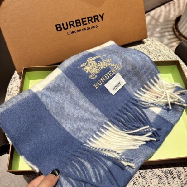 replica,repliche,fake,1:1,earrings,bracelet,ring,jewelry Sciarpe da uomo e da donna Burberry