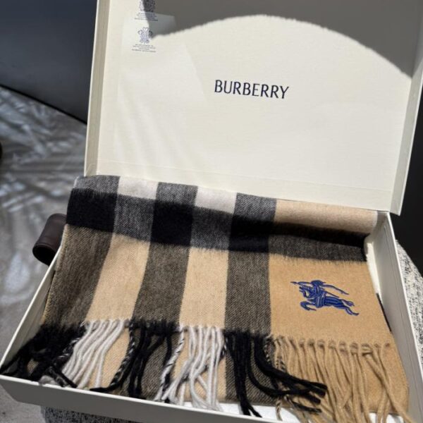 replica,repliche,fake,1:1,earrings,bracelet,ring,jewelry Sciarpe da uomo e da donna Burberry