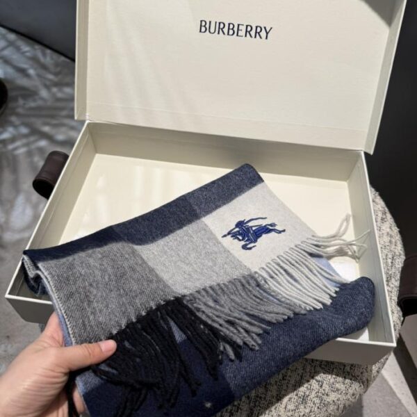 replica,repliche,fake,1:1,earrings,bracelet,ring,jewelry Sciarpe da uomo e da donna Burberry