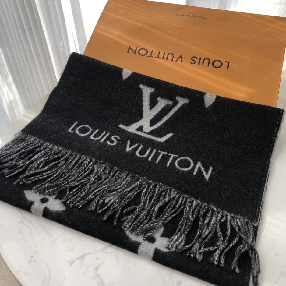 replica,repliche,fake,1:1,earrings,bracelet,ring,jewelry Sciarpa in cashmere double face di Louis Vuitton replica,repliche,fake,1:1,earrings,bracelet,ring,jewelry Sciarpa in cashmere double face di Louis Vuitton