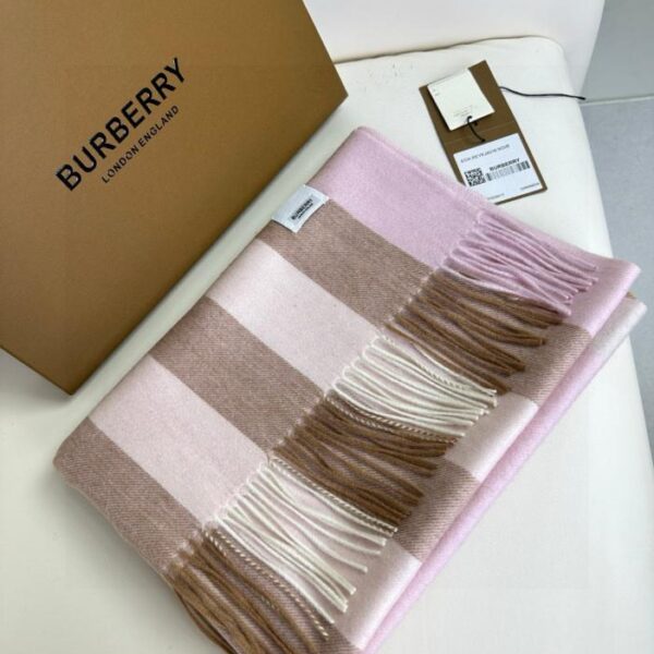 replica,repliche,fake,1:1,earrings,bracelet,ring,jewelry Scialle scozzese grande classico di Burberry