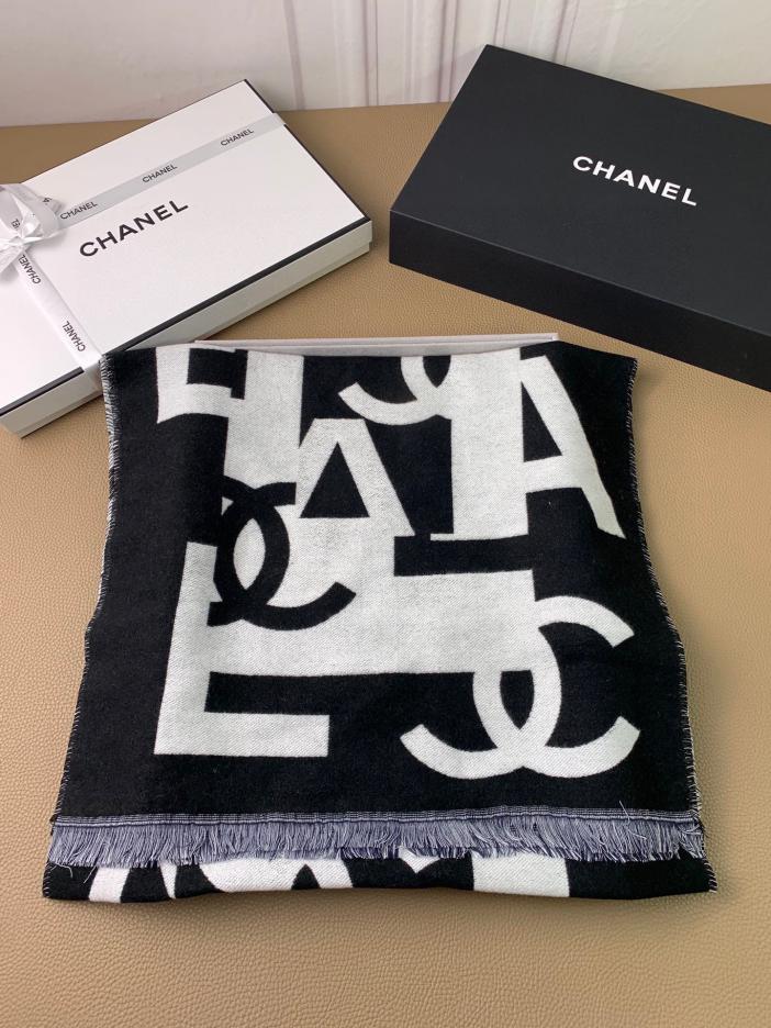 replica,repliche,fake,1:1,earrings,bracelet,ring,jewelry Sciarpa CHANEL in cashmere double face bianca e nera replica,repliche,fake,1:1,earrings,bracelet,ring,jewelry Sciarpa CHANEL in cashmere double face bianca e nera