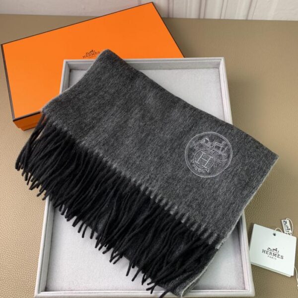 replica,repliche,fake,1:1,earrings,bracelet,ring,jewelry Sciarpa da uomo in cashmere double face HERMES in 3 colori
