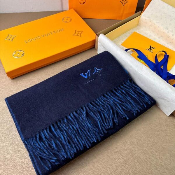 replica,repliche,fake,1:1,earrings,bracelet,ring,jewelry Sciarpa in cashmere ricamata Louis Vuitton