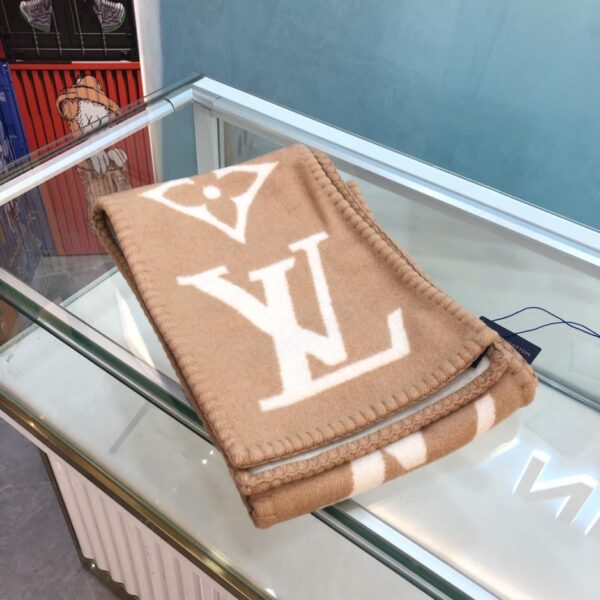 replica,repliche,fake,1:1,earrings,bracelet,ring,jewelry Sciarpa Louis Vuitton Sweet Dreams marrone latte