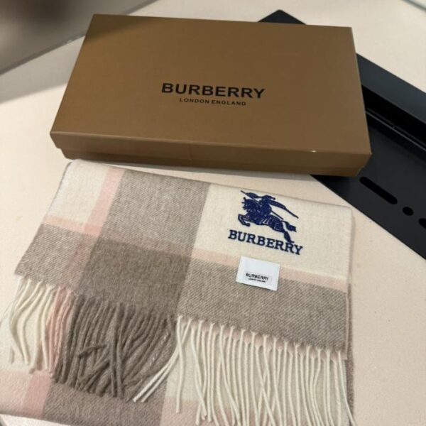 replica,repliche,fake,1:1,earrings,bracelet,ring,jewelry Sciarpe da uomo e da donna Burberry