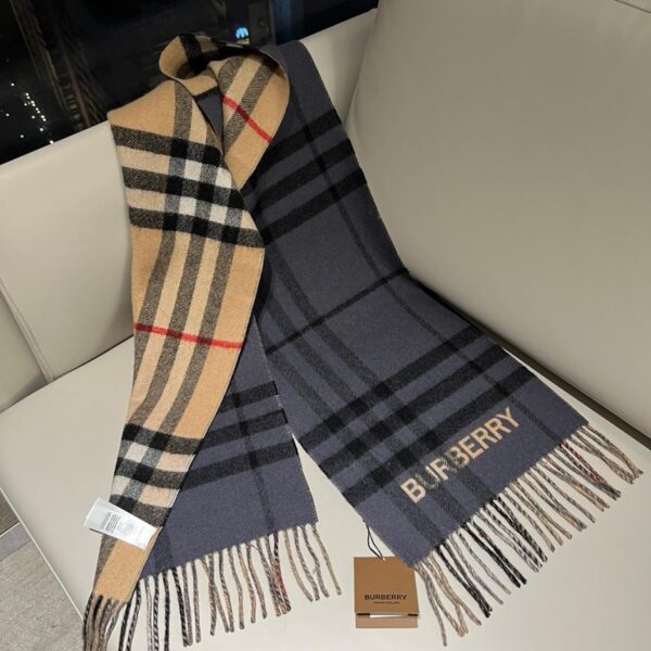 Sciarpa plaid color block color cammello e grigio antracite