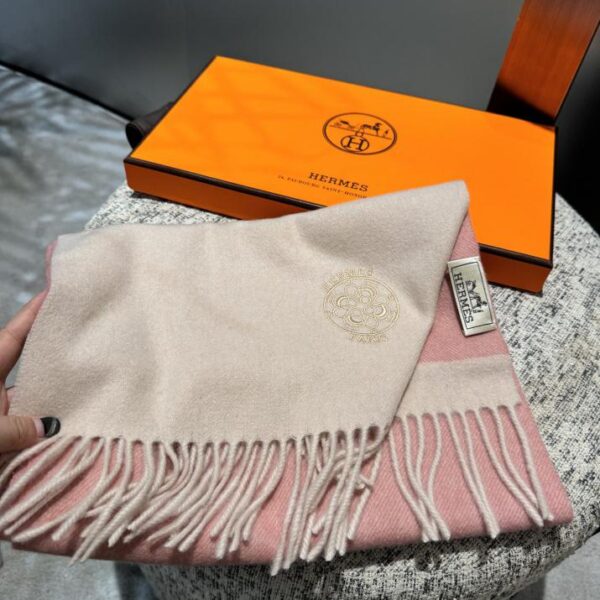 replica,repliche,fake,1:1,earrings,bracelet,ring,jewelry Sciarpe Hermès per uomo e donna