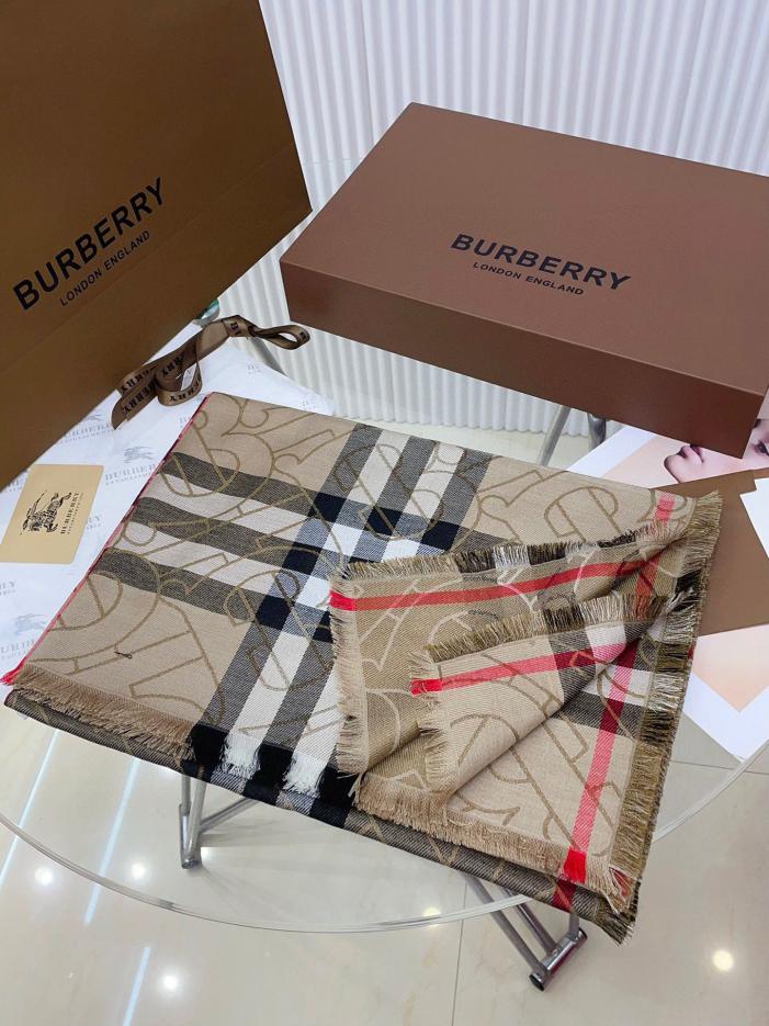 replica,repliche,fake,1:1,earrings,bracelet,ring,jewelry Nuova sciarpa Burberry replica,repliche,fake,1:1,earrings,bracelet,ring,jewelry Nuova sciarpa Burberry